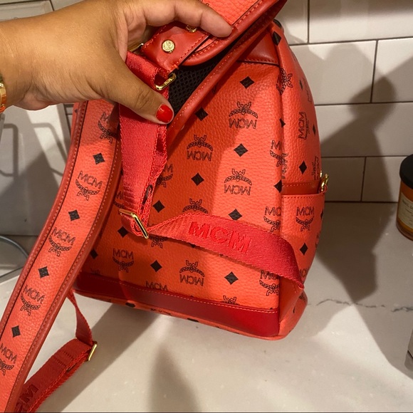 🚫SOLD🚫MCM BACKPACK - Picture 9 of 16